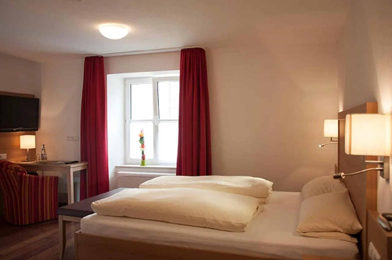 Hotel Gasthof Zum Goldenen Lamm Harburg  Tyskland