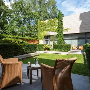 Aquino 3*, Berlin Germany