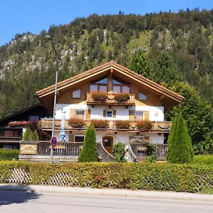 3* Affittacamere Gaestehaus Muenchner Kindl