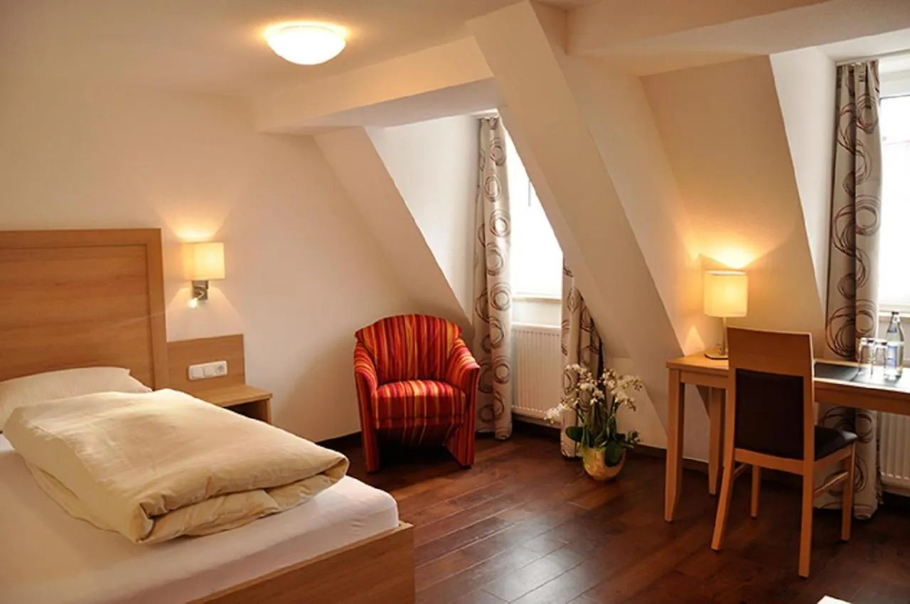Hotel Gasthof Zum Goldenen Lamm Harburg  Germany